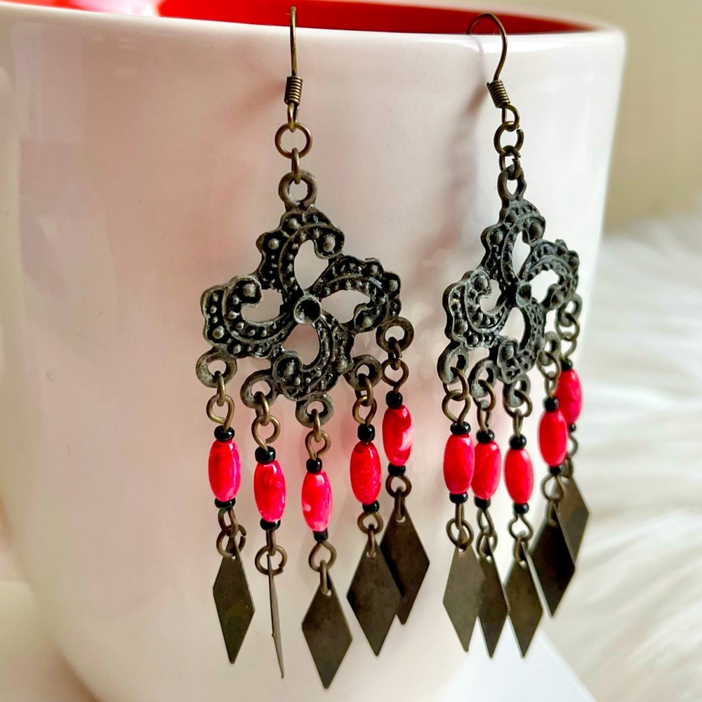 NWOT Gorgeous Boho Statement Earrings